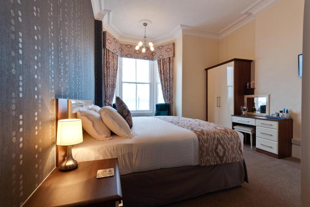 Lauriston & Lawton Court Hotel Llandudno Ngoại thất bức ảnh
