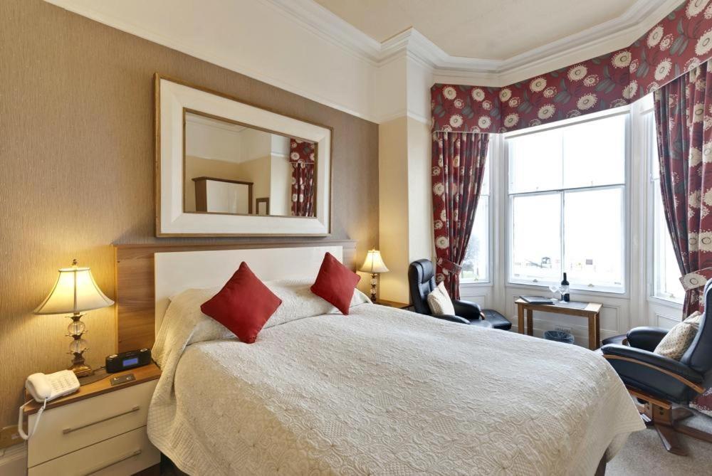 Lauriston & Lawton Court Hotel Llandudno Ngoại thất bức ảnh